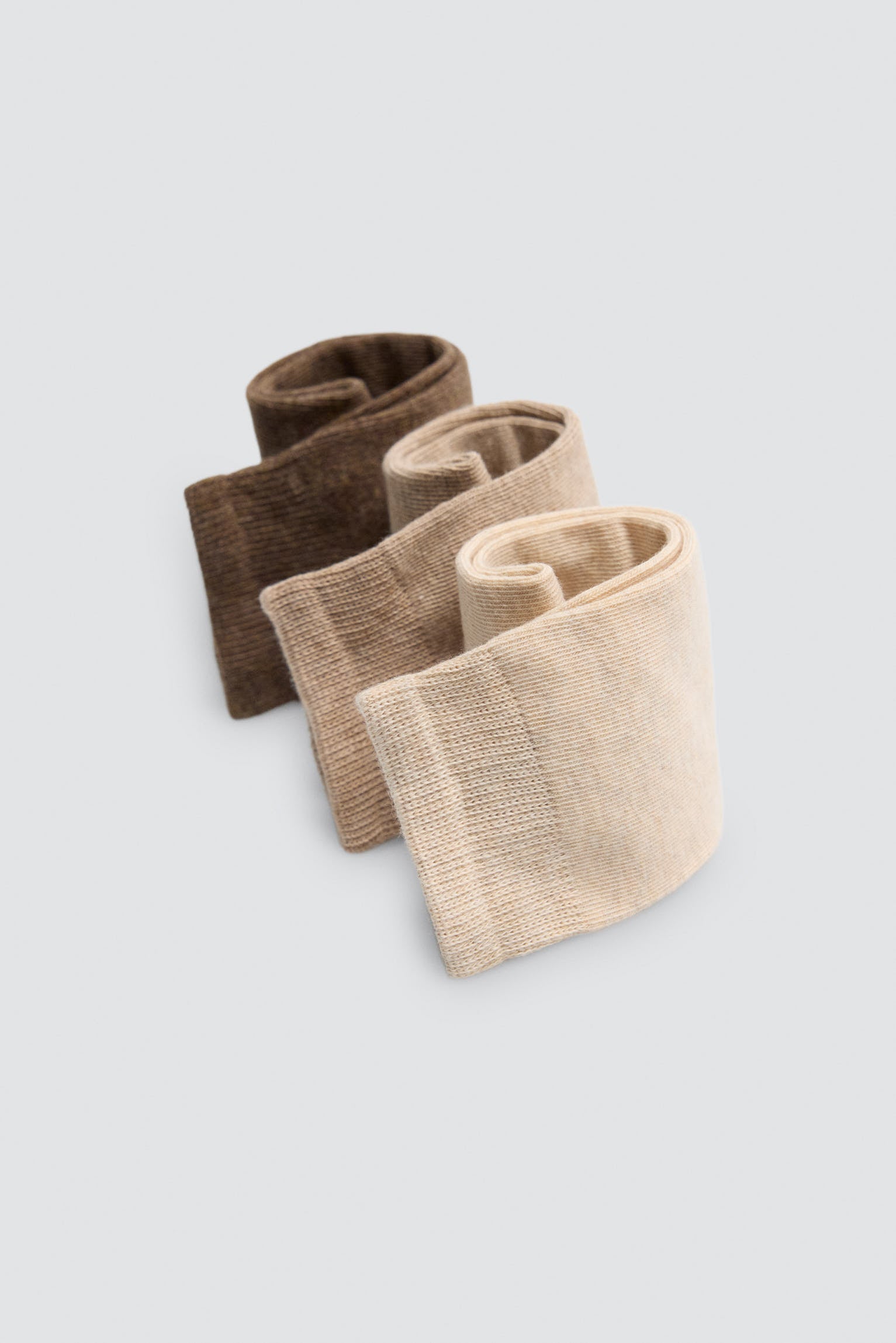 12725-pack-de-3-calcetines-mujer-tonos-tendencia-beige-marrones