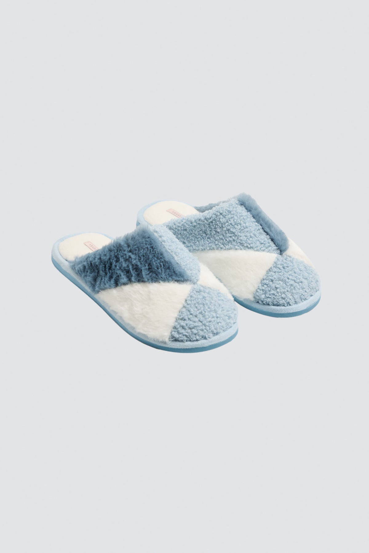 14190-zapatillas-de-casa-mujer-con-pelo-y-bordado-marrones