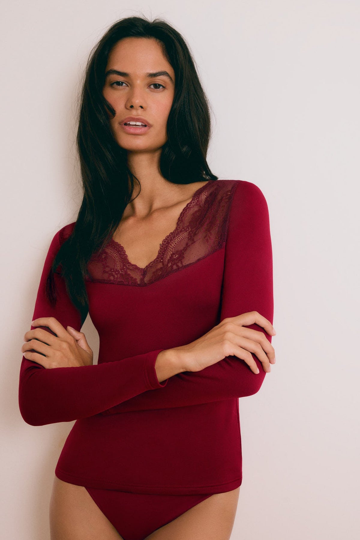 T-shirt termica da donna a maniche lunghe con scollo a V e pizzo bordeaux