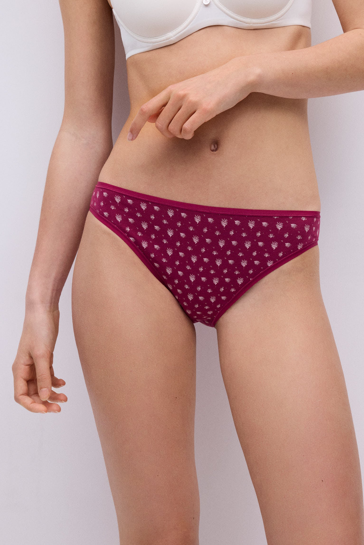 Confezione da 6 mini slip in cotone con stampa estiva