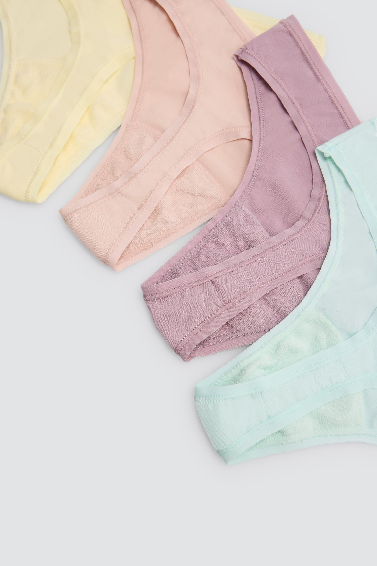 Confezione da 4 infradito colorati di base