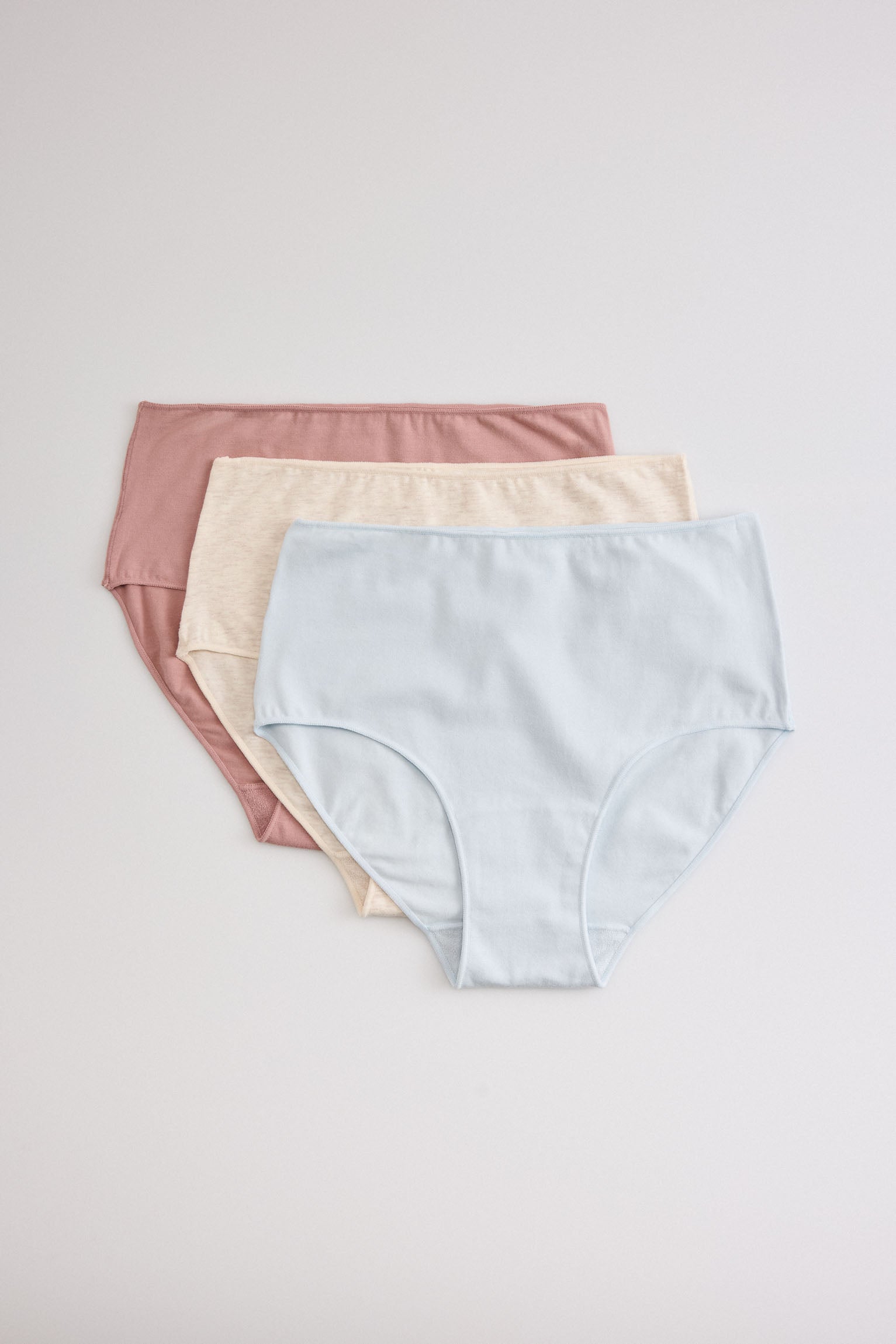 Confezione da 3 slip basic alti in colori tenui