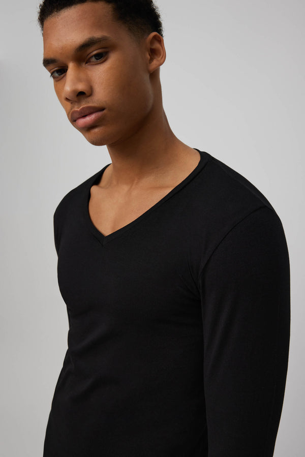 20101 1 camiseta interior manga larga cuello pico - Negro