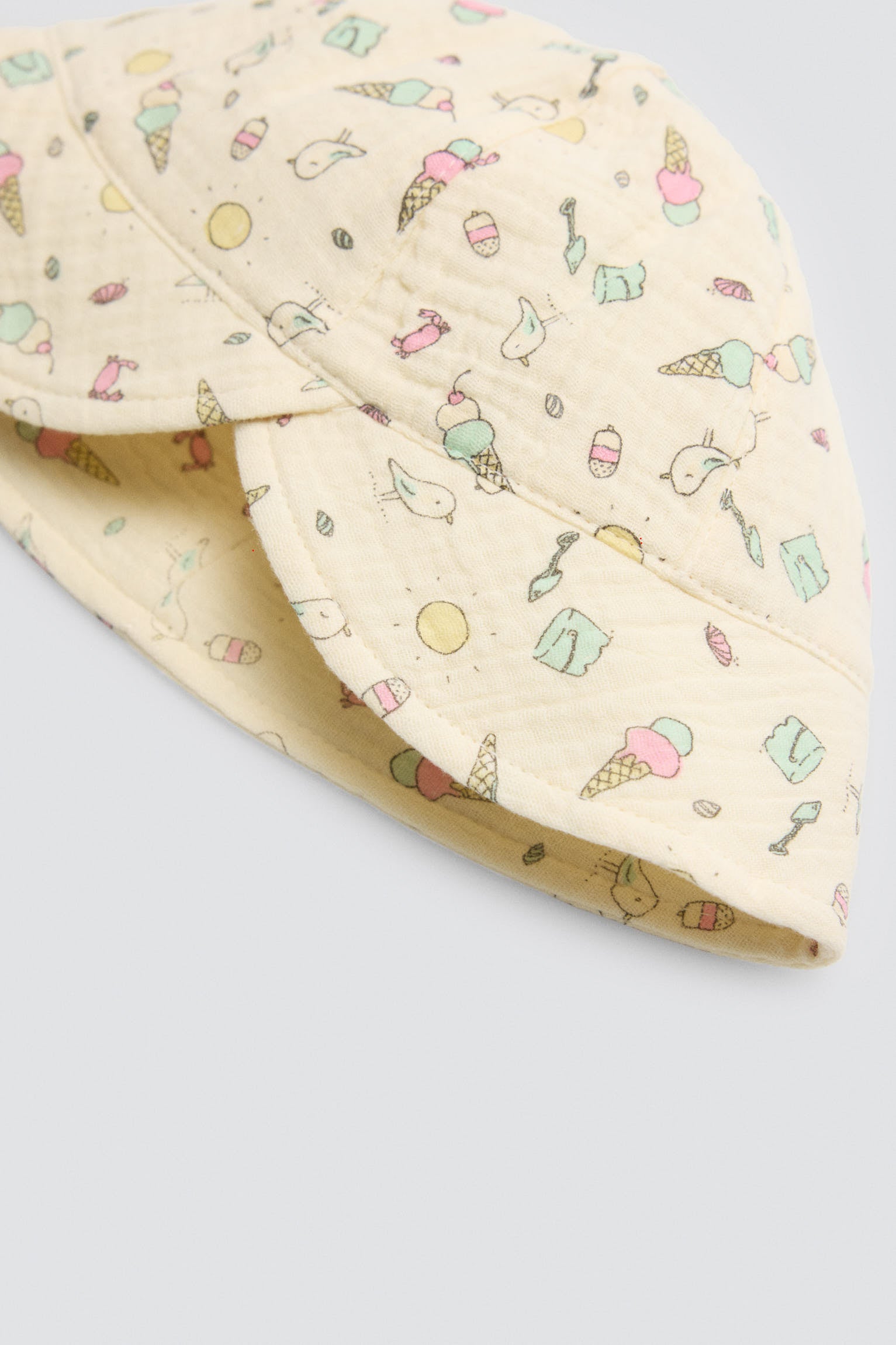 Conjunto ranita bebé sin mangas y gorrito estampado veraniego - Ysabel Mora