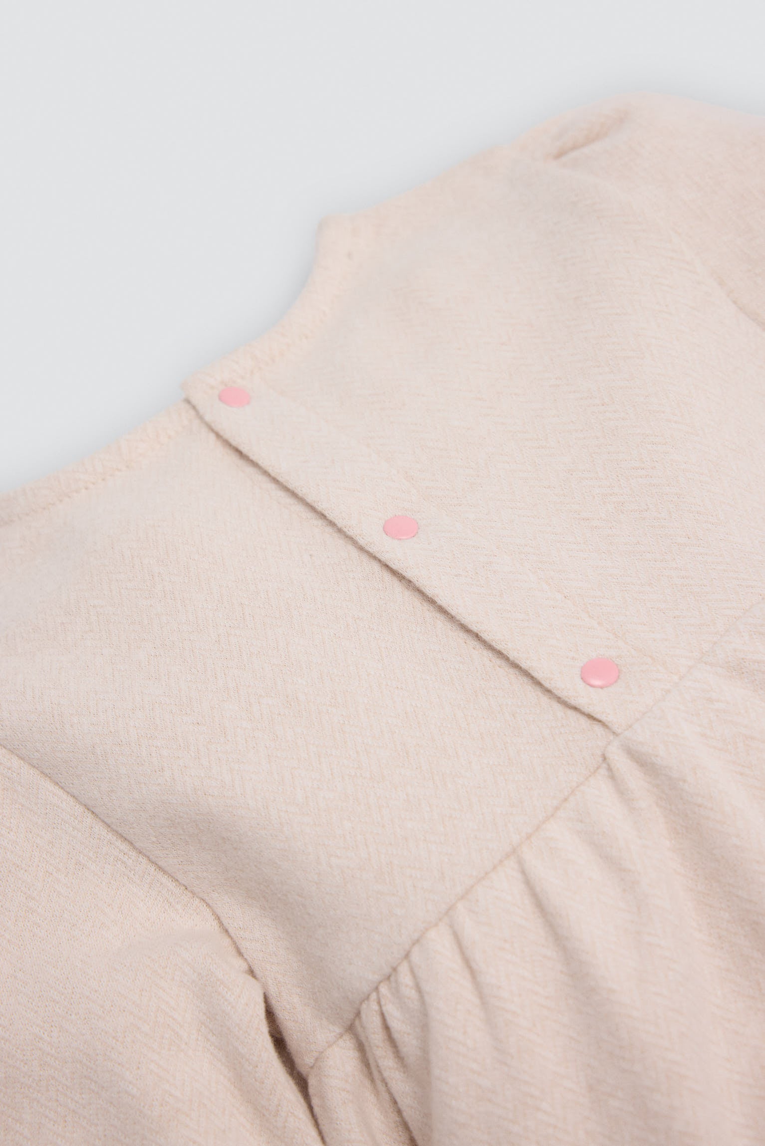Vestido bebé manga larga detalle corazón - Ysabel Mora