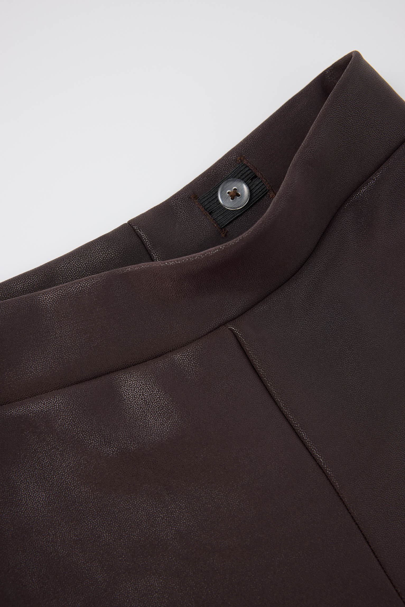TÉRMICO Pantalón afelpado bambina efecto piel flare chocolate