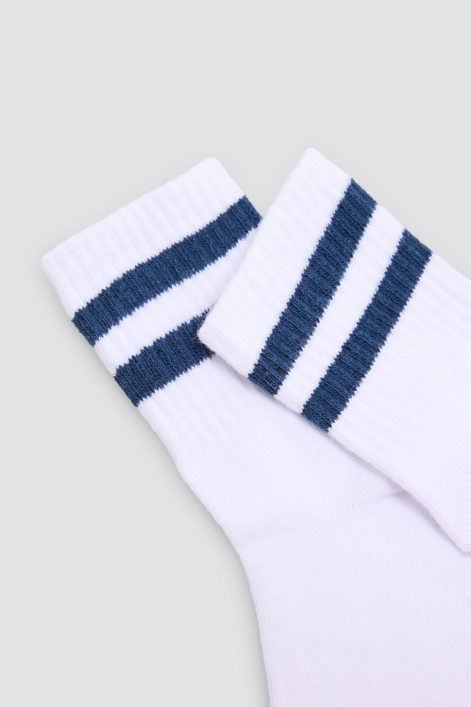 Pack 6 calzini bambino estilo sportivos detalles rayas contrastadas