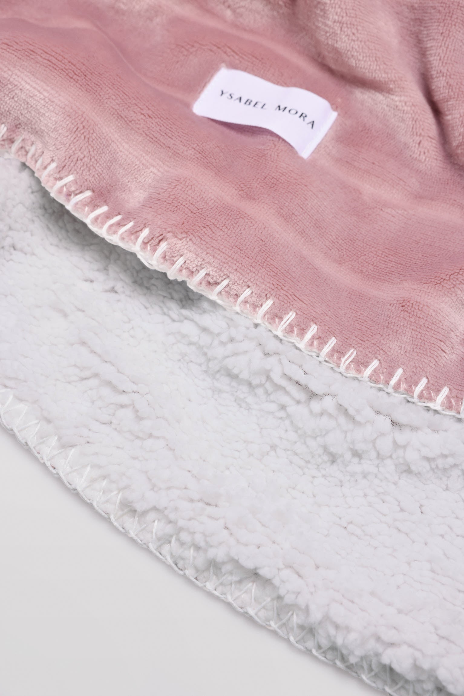 Coperta rosa con stampa semplice