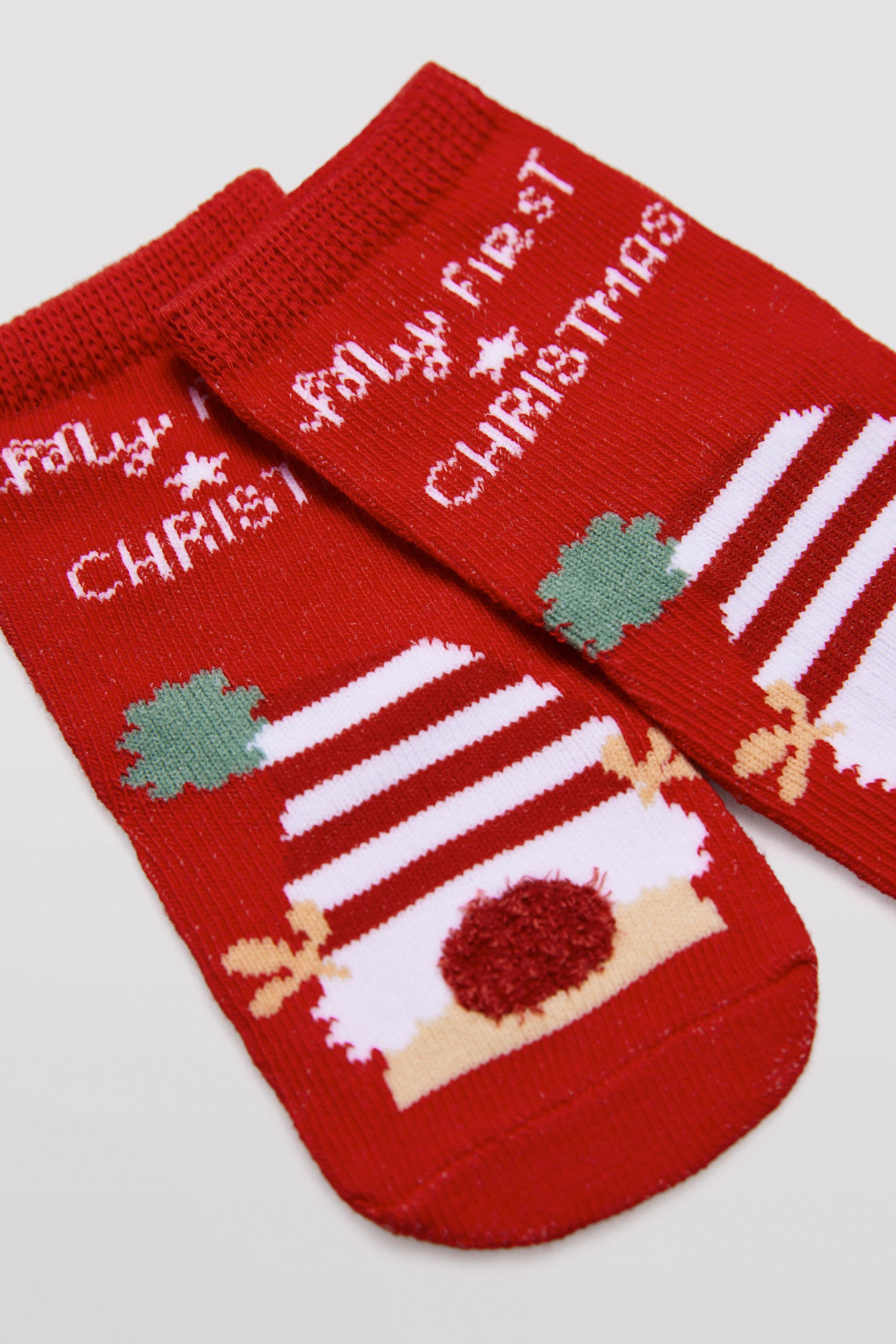 52851KIT-4-calcetines-navidad-bebe-ysabel-mora - Rojo