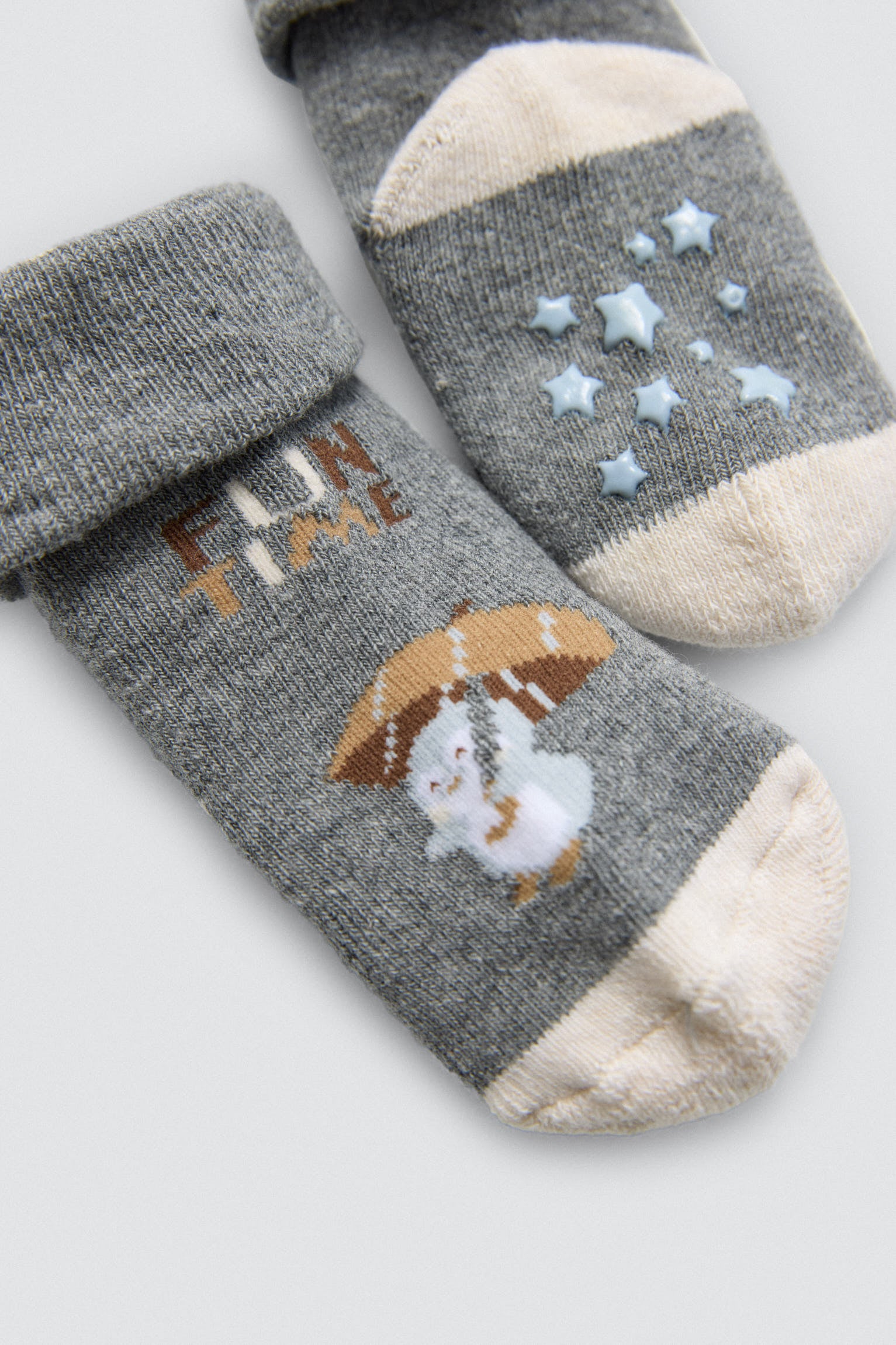 52873KIT-5-pack-calcetines-termicos-antideslizantes-bebe-ysabel-mora