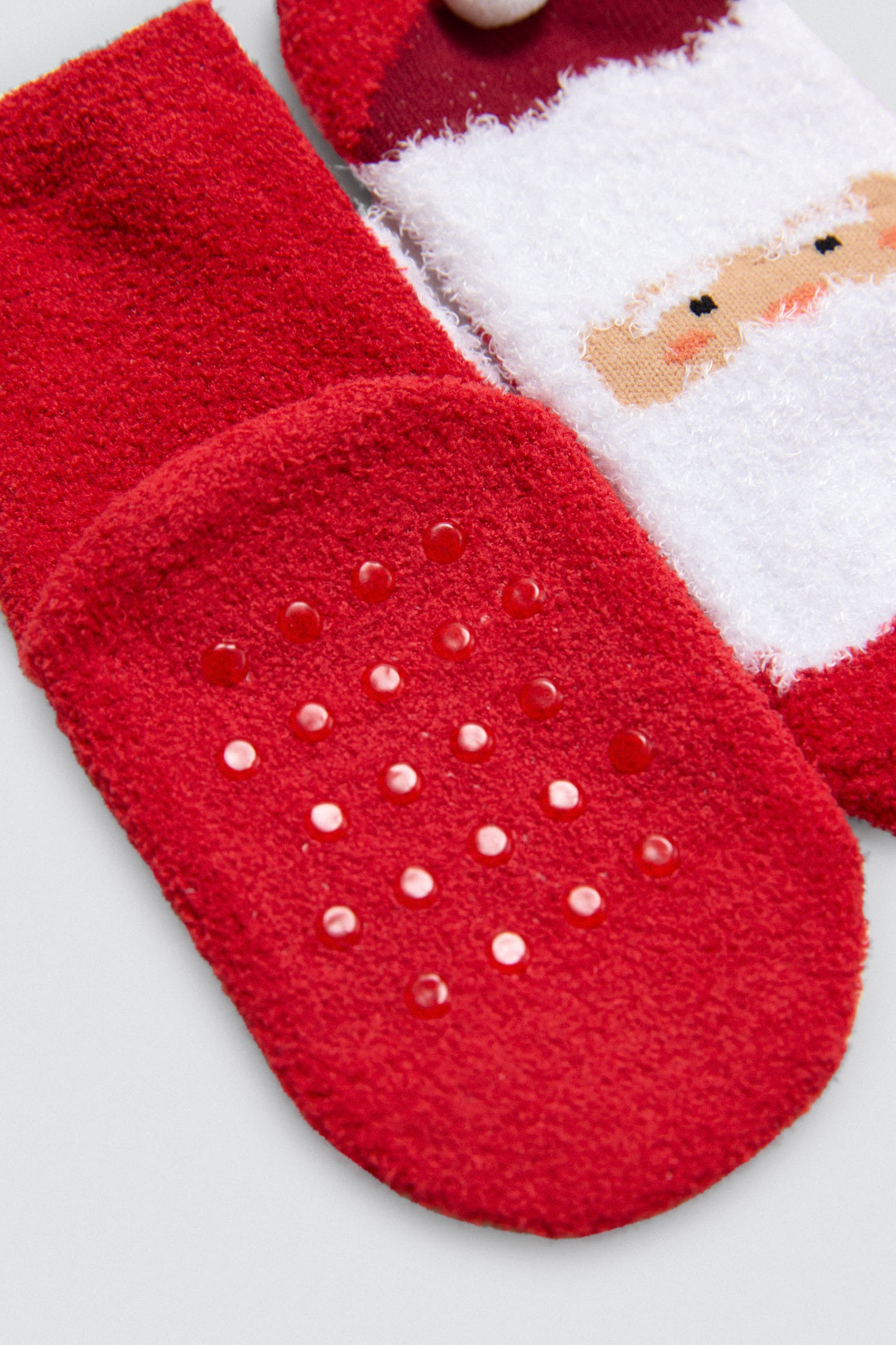 52877-2-calcetines-bebe-antideslizantes-navidad-ysabel-mora