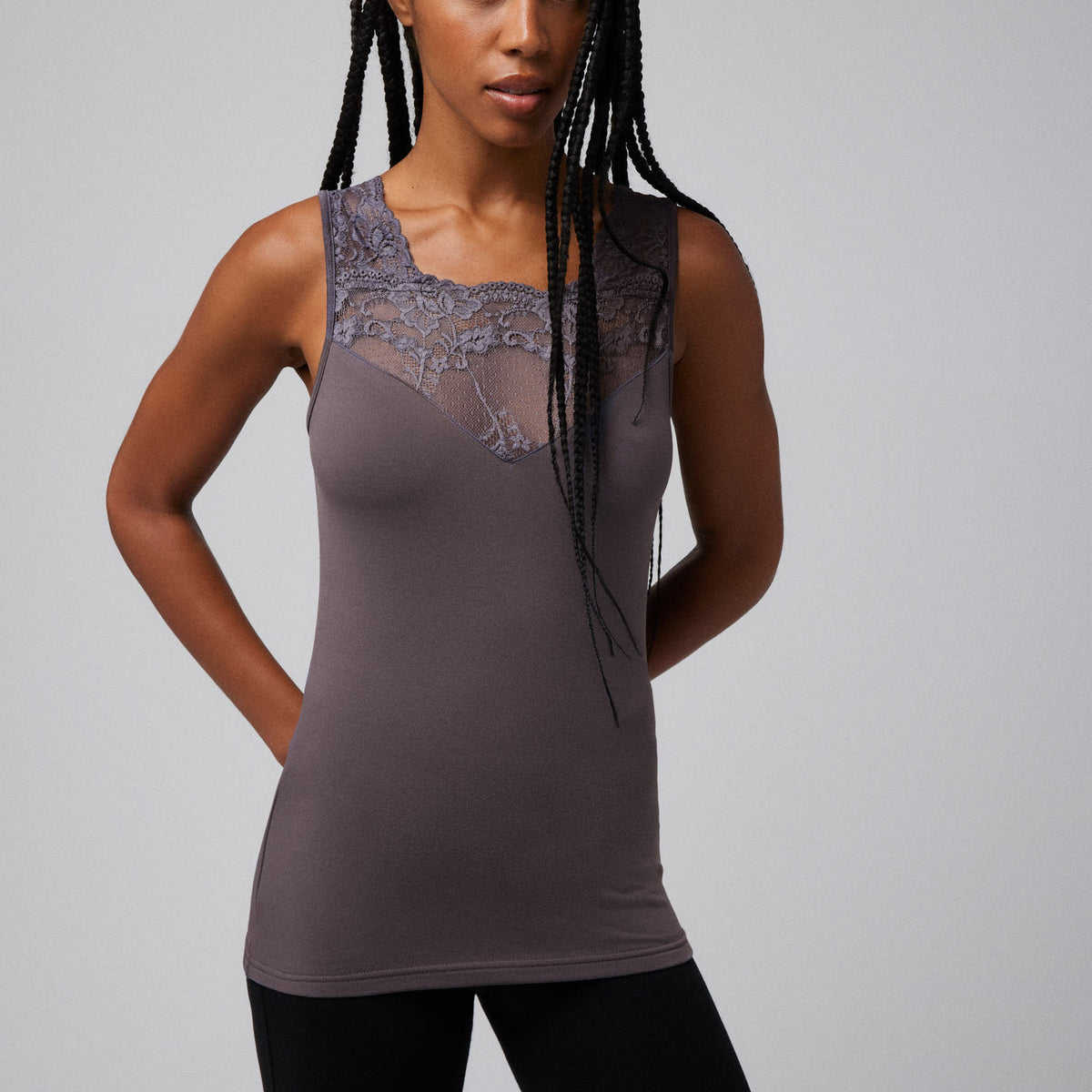 T-shirt termica in pizzo senza maniche antracite