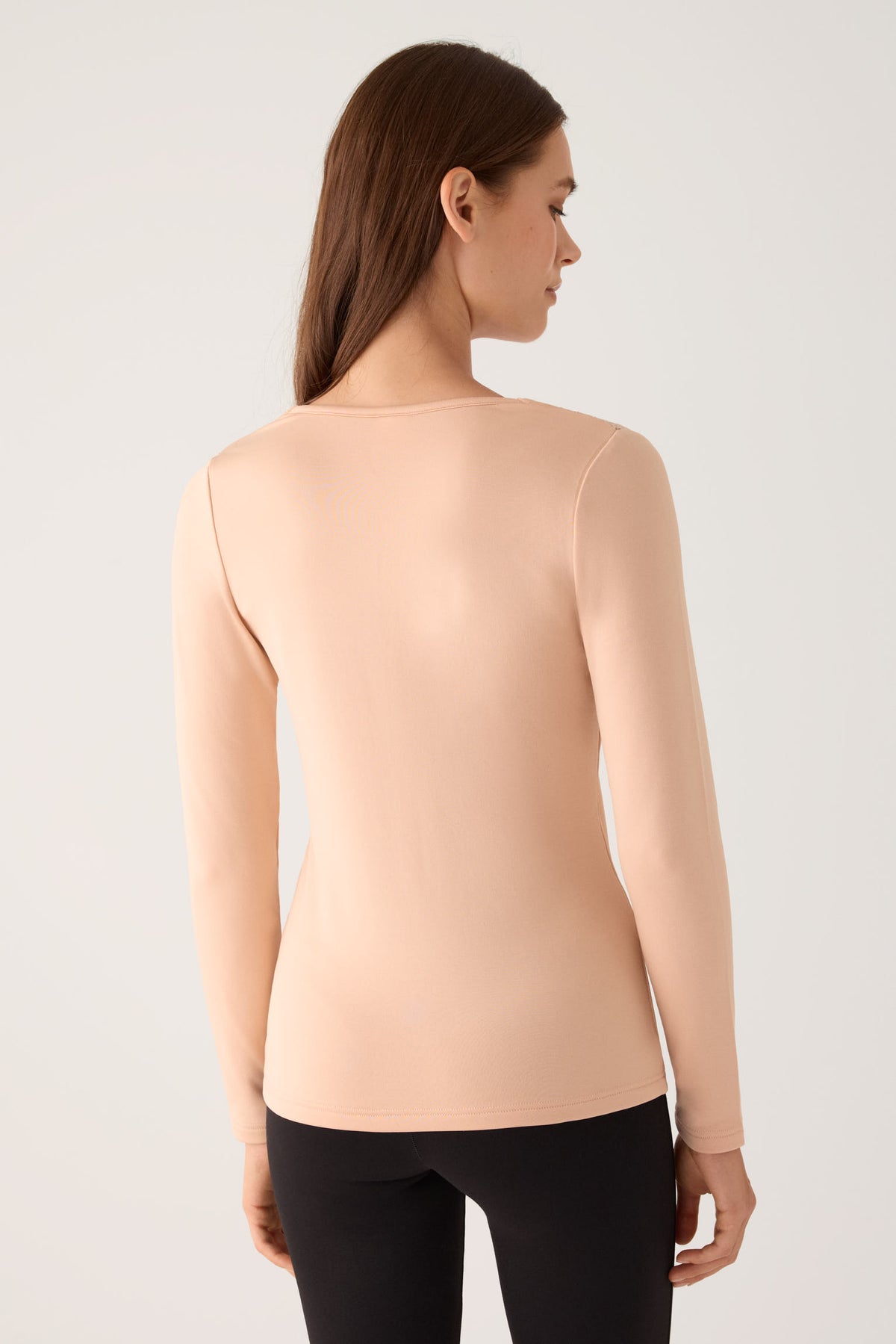 T-shirt termica da donna a maniche lunghe con scollo a V e pizzo color carne