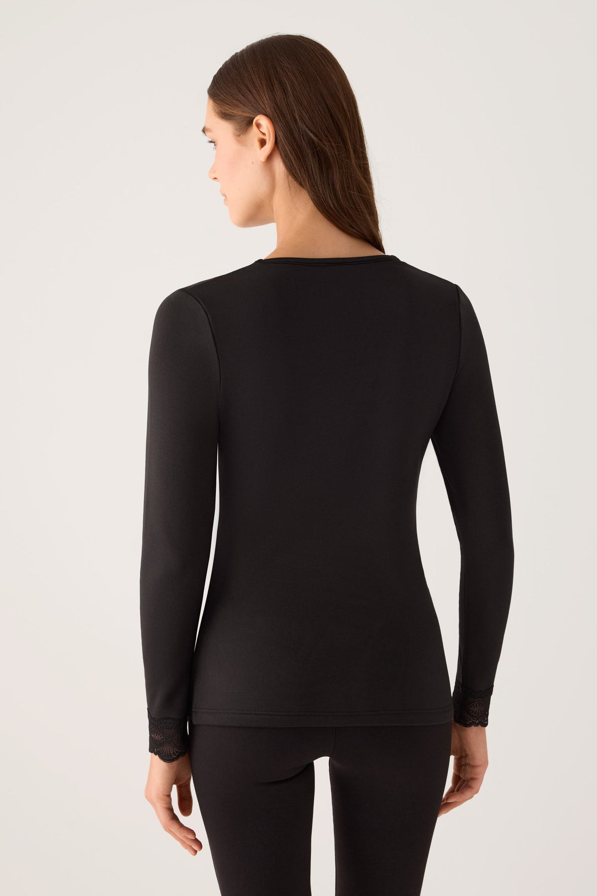 T-shirt termica da donna a maniche lunghe con scollo e polsini in pizzo, nera