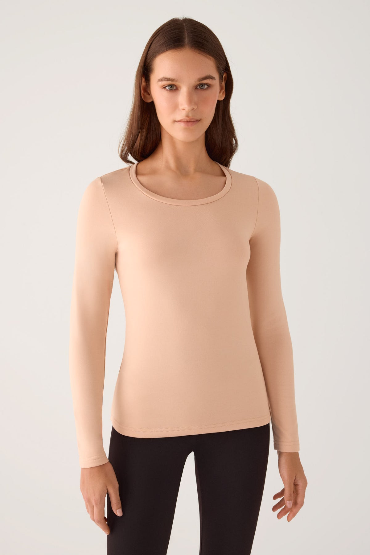 T-shirt da donna a maniche lunghe con scollo rotondo color nude THERMAL