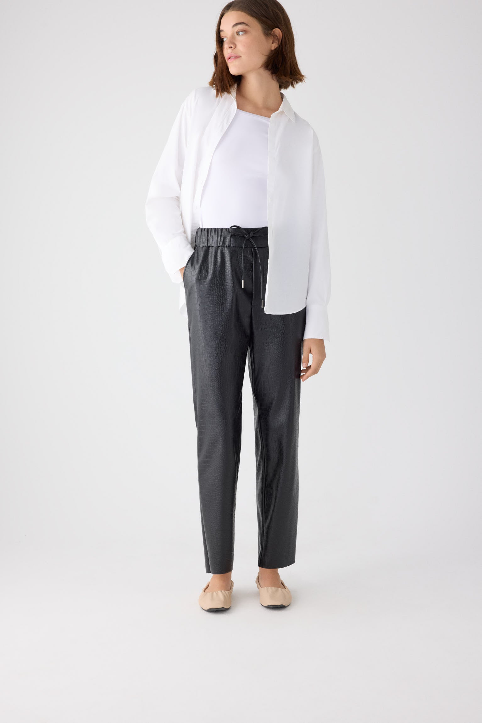 70469-negro-pantalon-mujer-de-tiro-alto-efecto-piel-negro