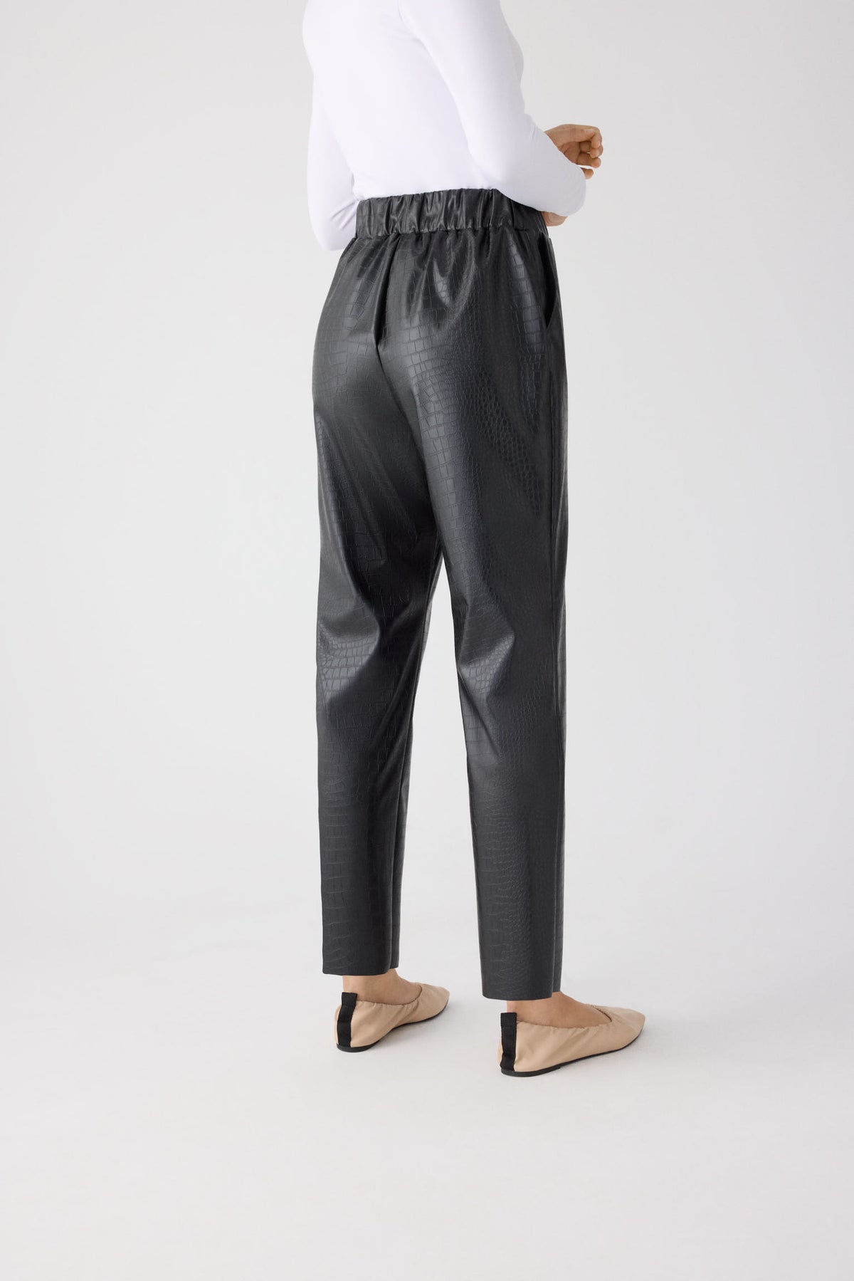 70469-negro-pantalon-mujer-de-tiro-alto-efecto-piel-negro