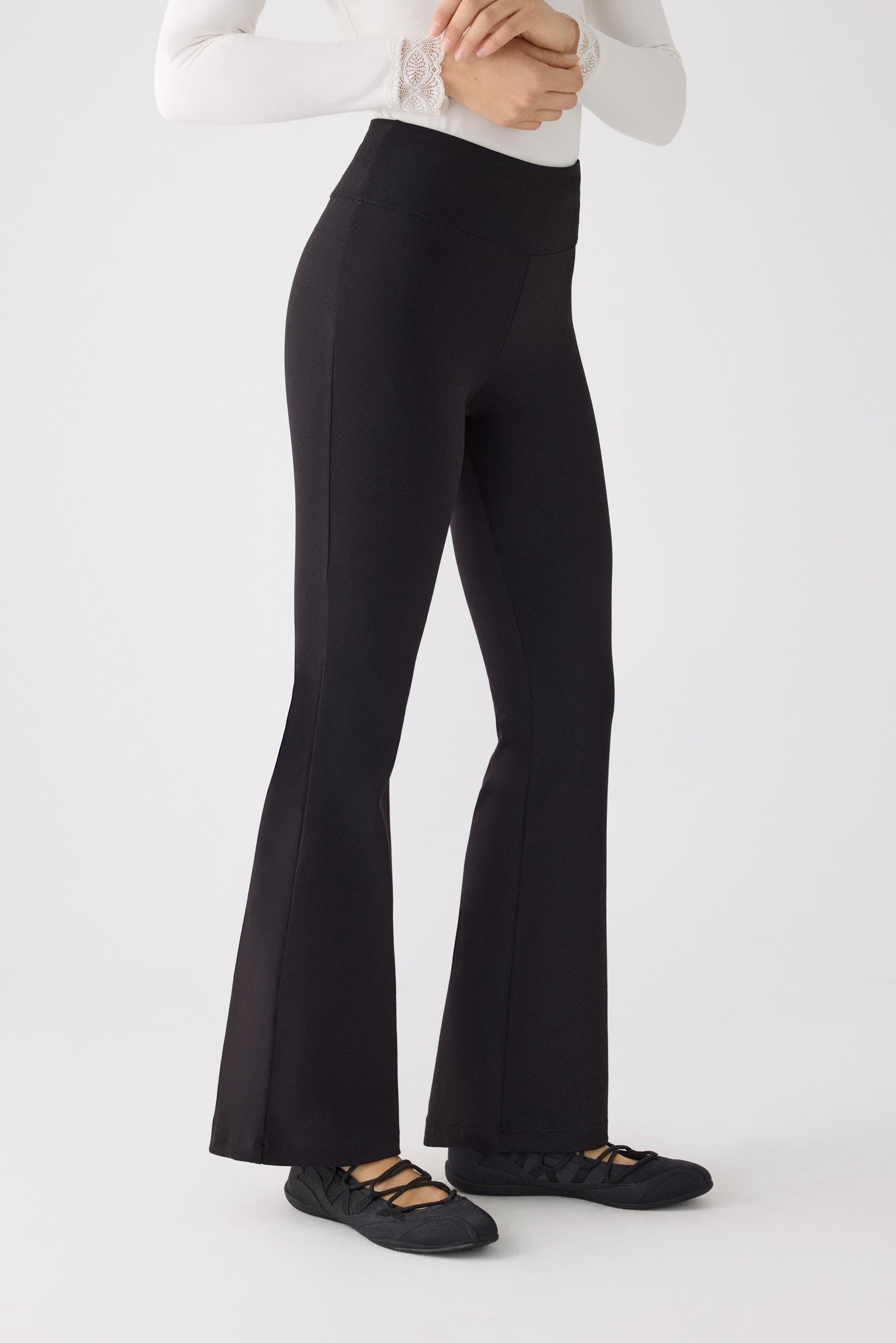 70485-negro-leggings-mujer-acampanados-efecto-push-up-negros