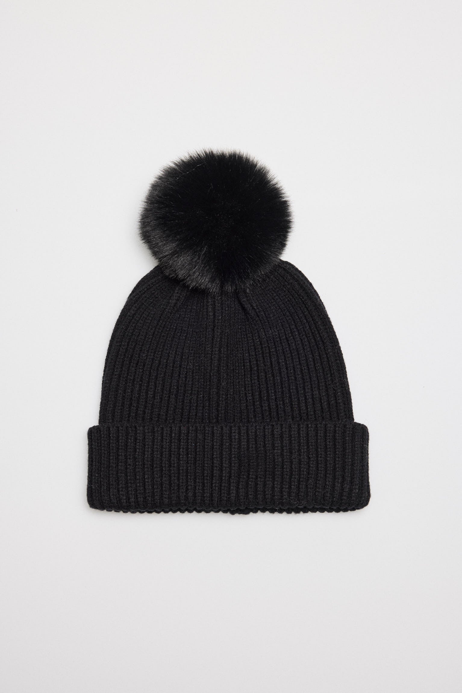 70653-1-gorro-pompon-mujer-ysabel-mora - Negro