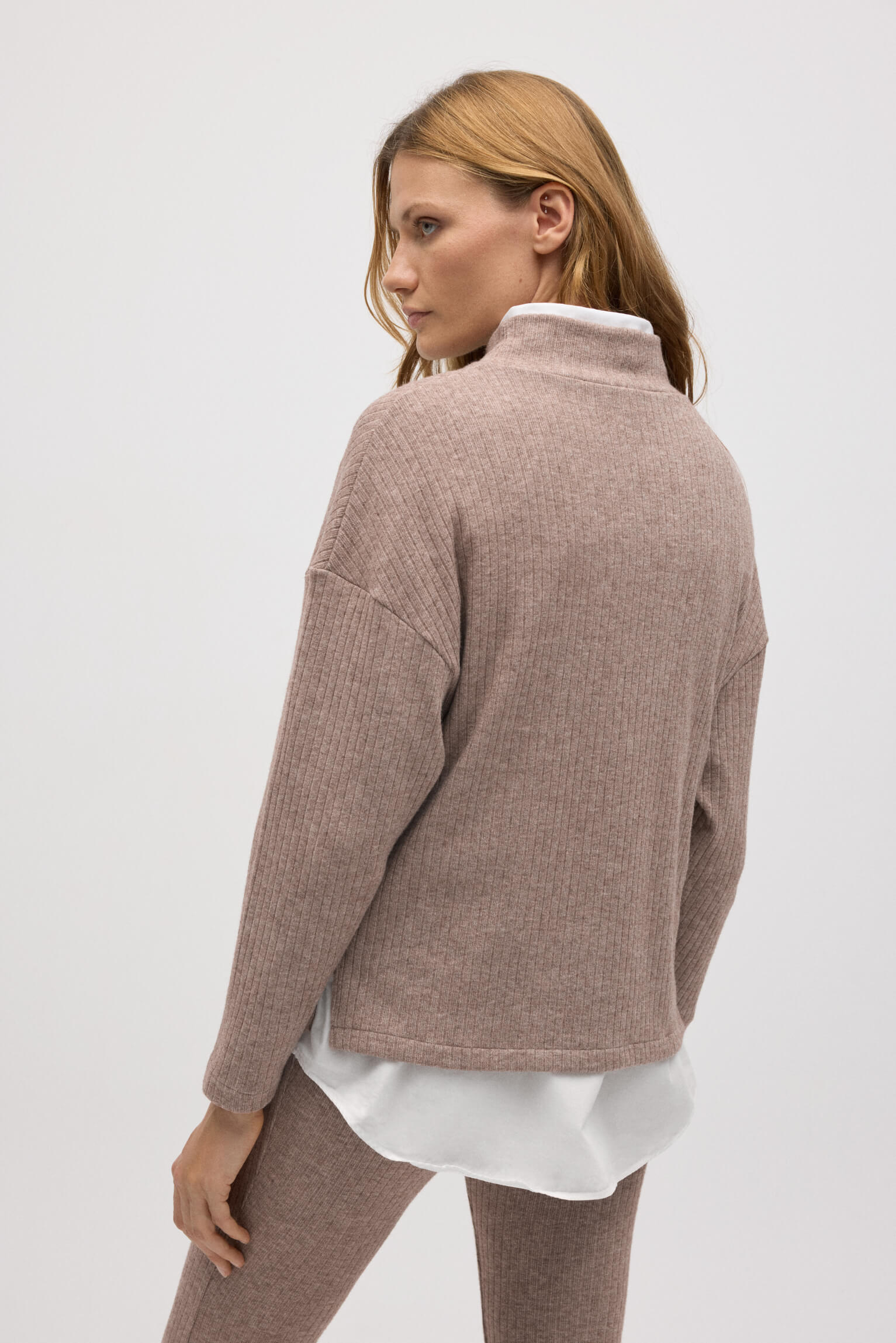 70679-3-jersey-cuello-perkins-punto-canale-marron