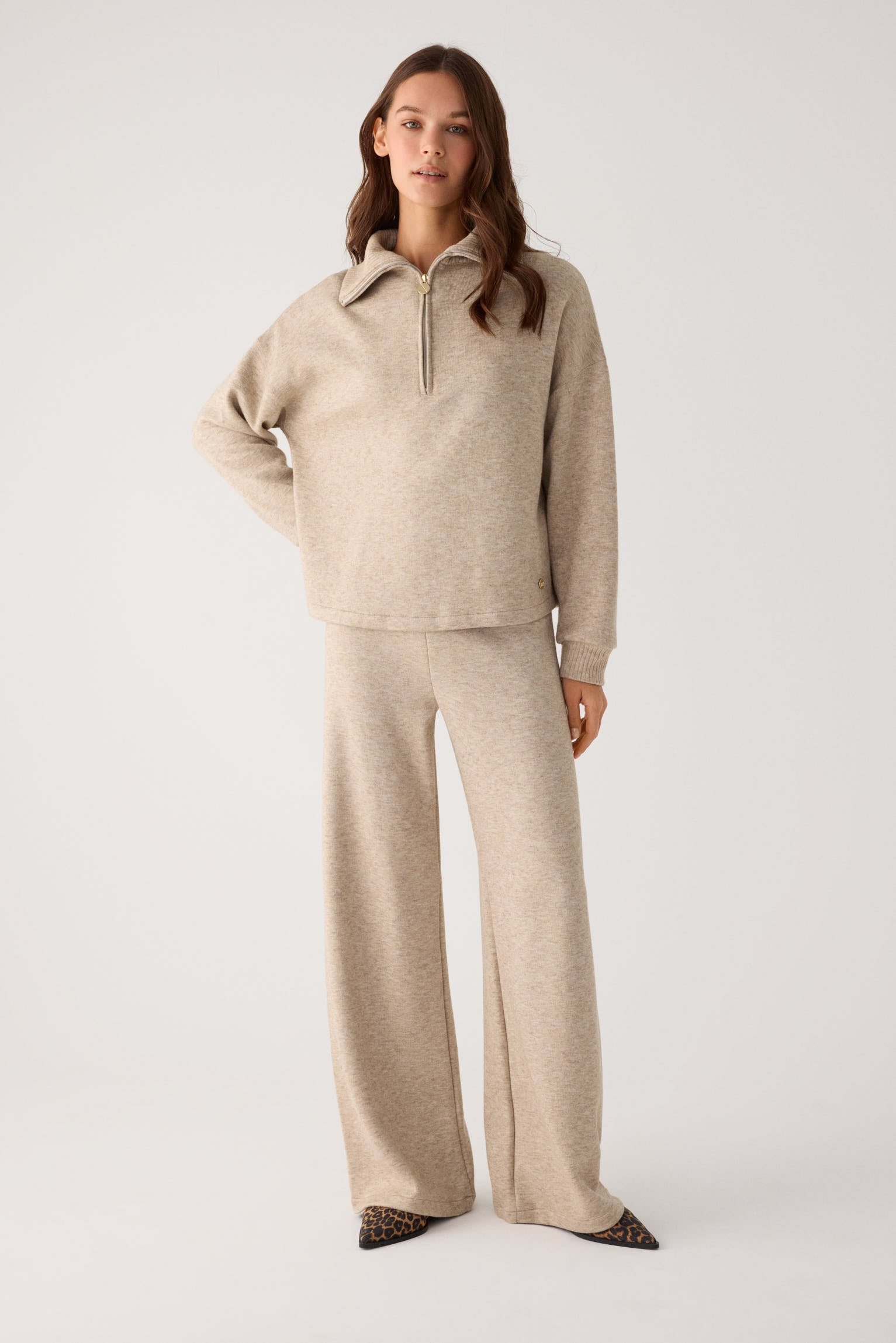 70727-melange-beige-pantalones-comodos-anchos-calidos-tiro-alto-beige