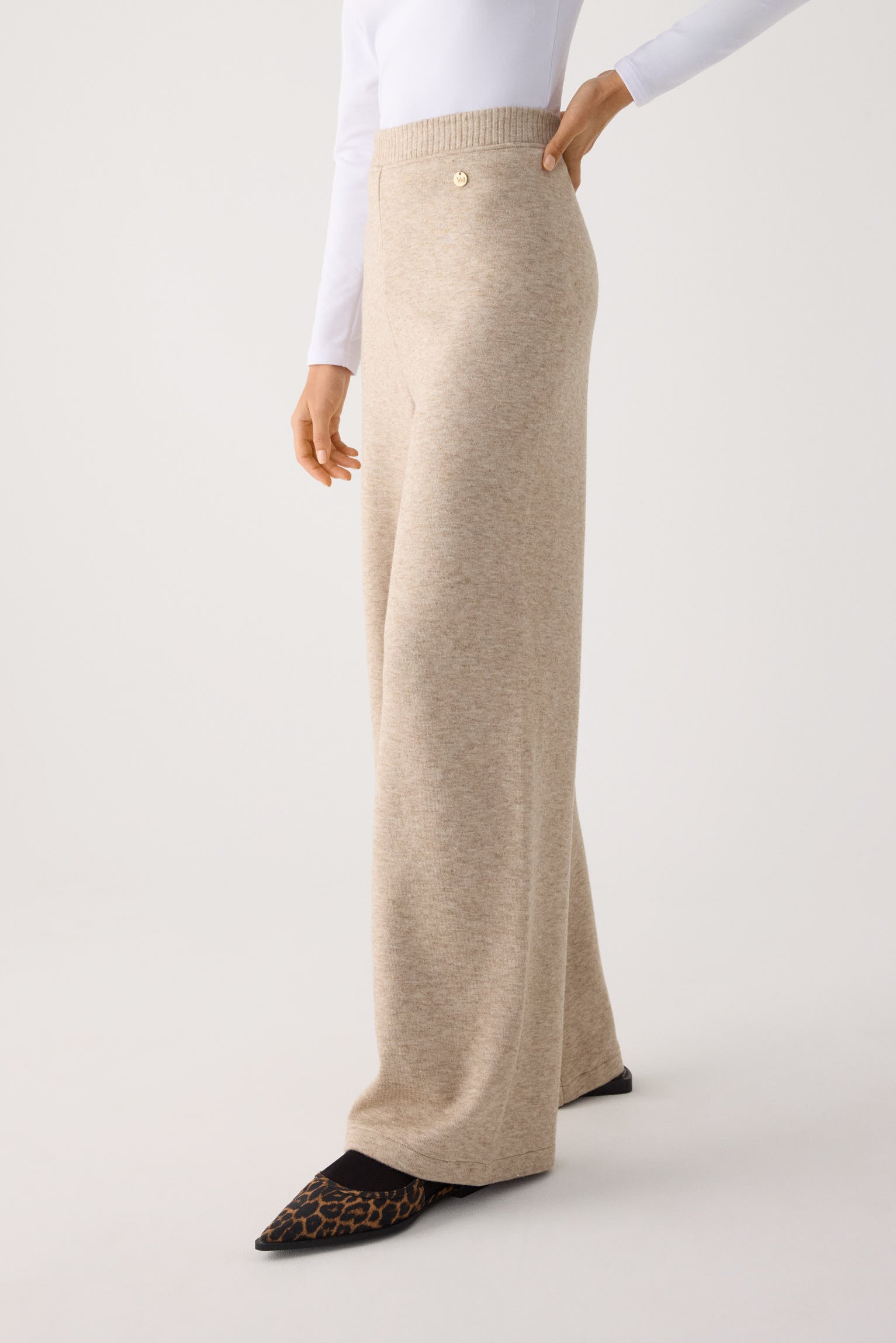 70727-melange-beige-pantalones-comodos-anchos-calidos-tiro-alto-beige