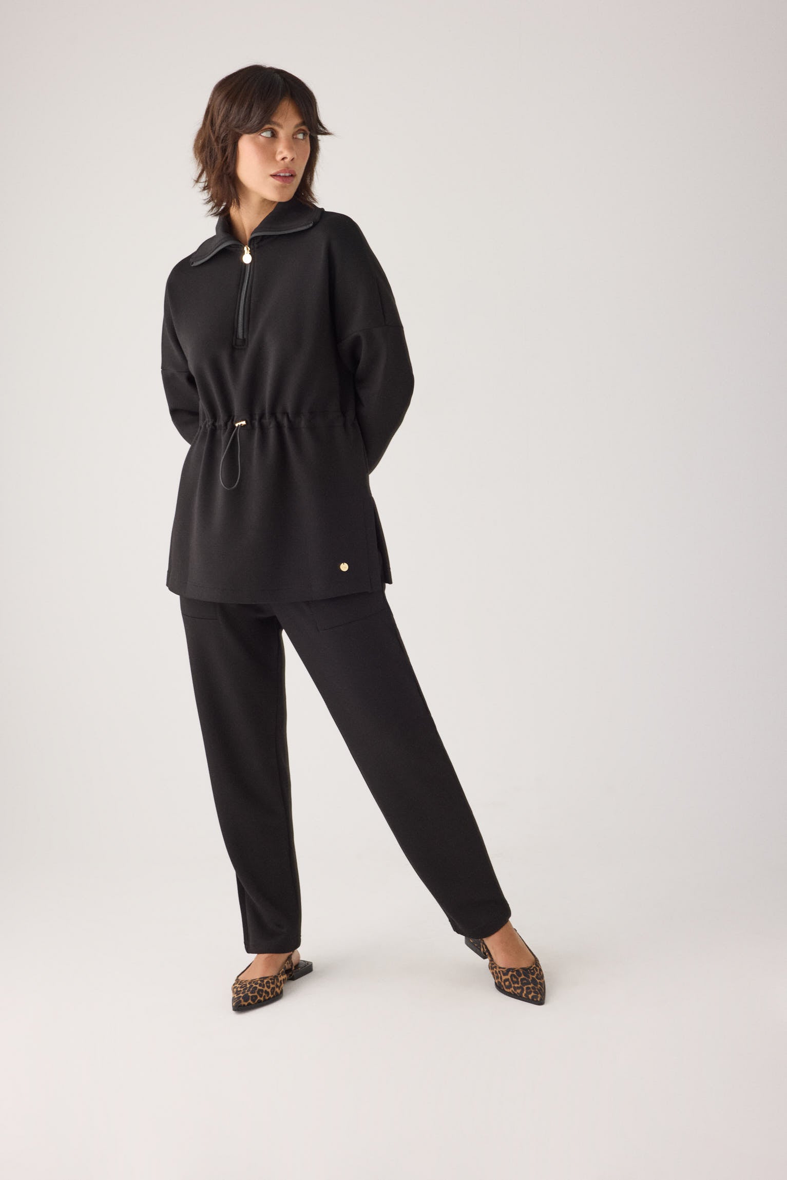 70741-black-jersey-comodo-afelpado-cremallera-cintura-ajustable-negro