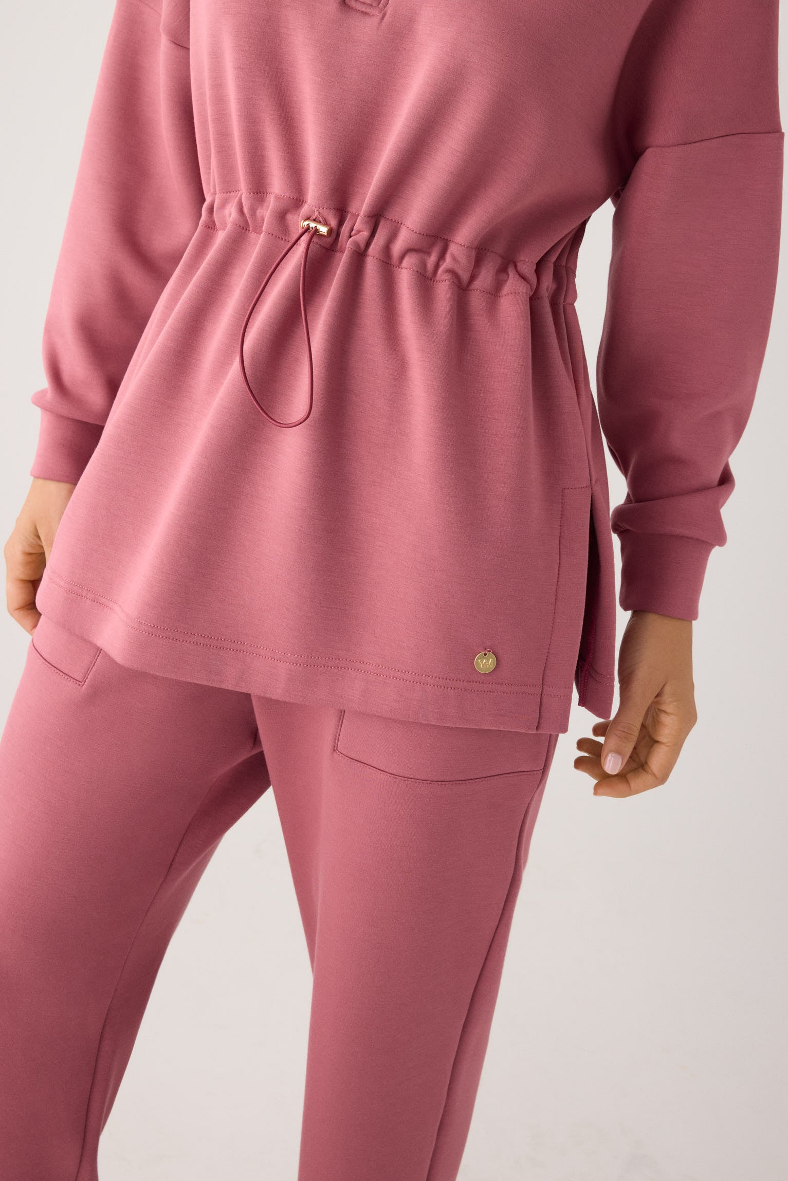 70741-nocturne-rose-jersey-comodo-afelpado-cremallera-cintura-ajustable-rosa