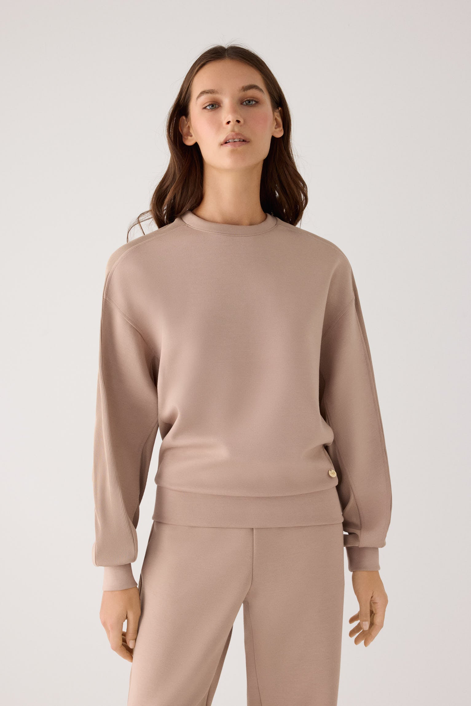 70746-taupe-sudadera-afelpada-canale-cuello-redondo-beige