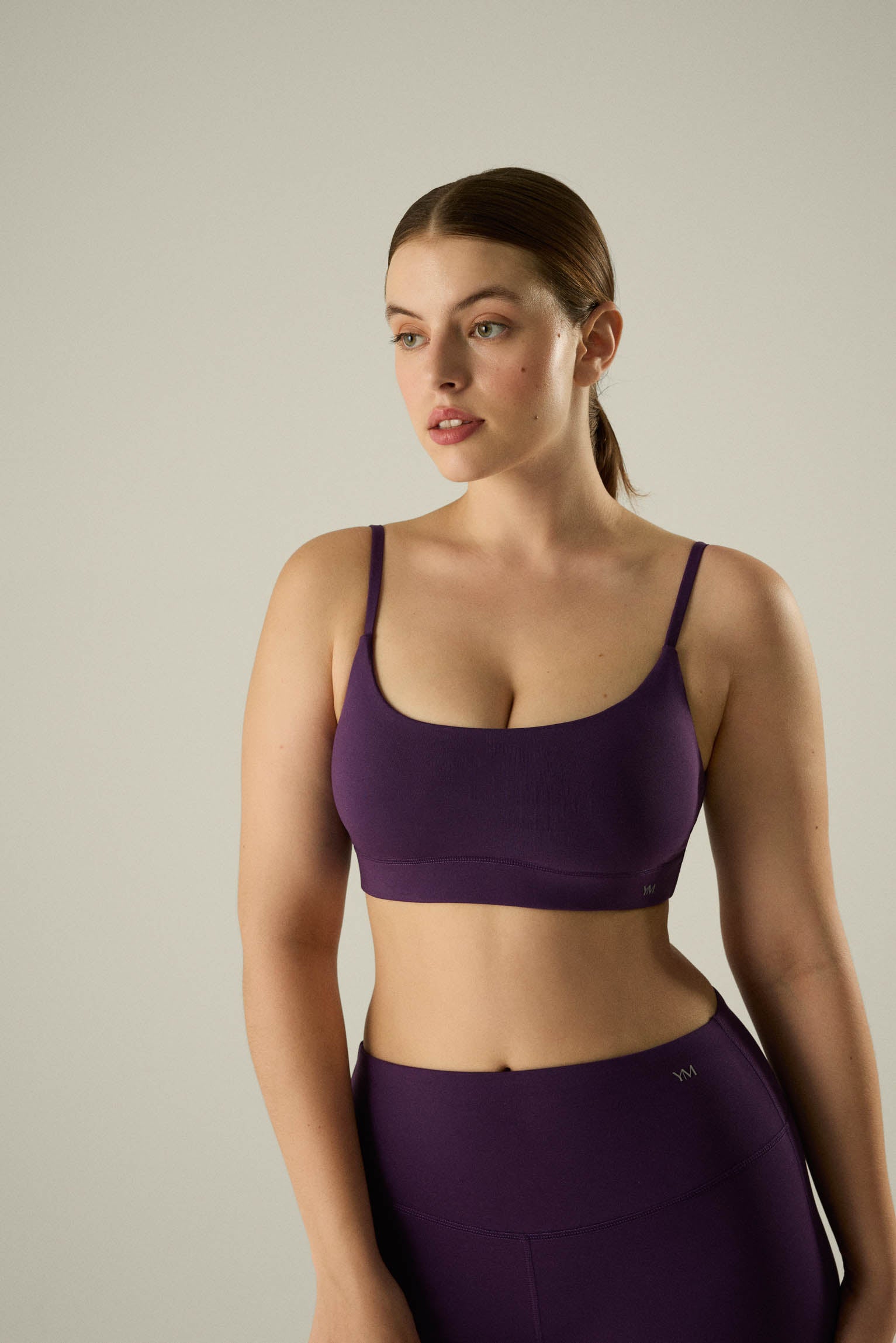 70885-7-ropa-deportiva-top-tirantes-mujer-ysabel-mora - Violeta