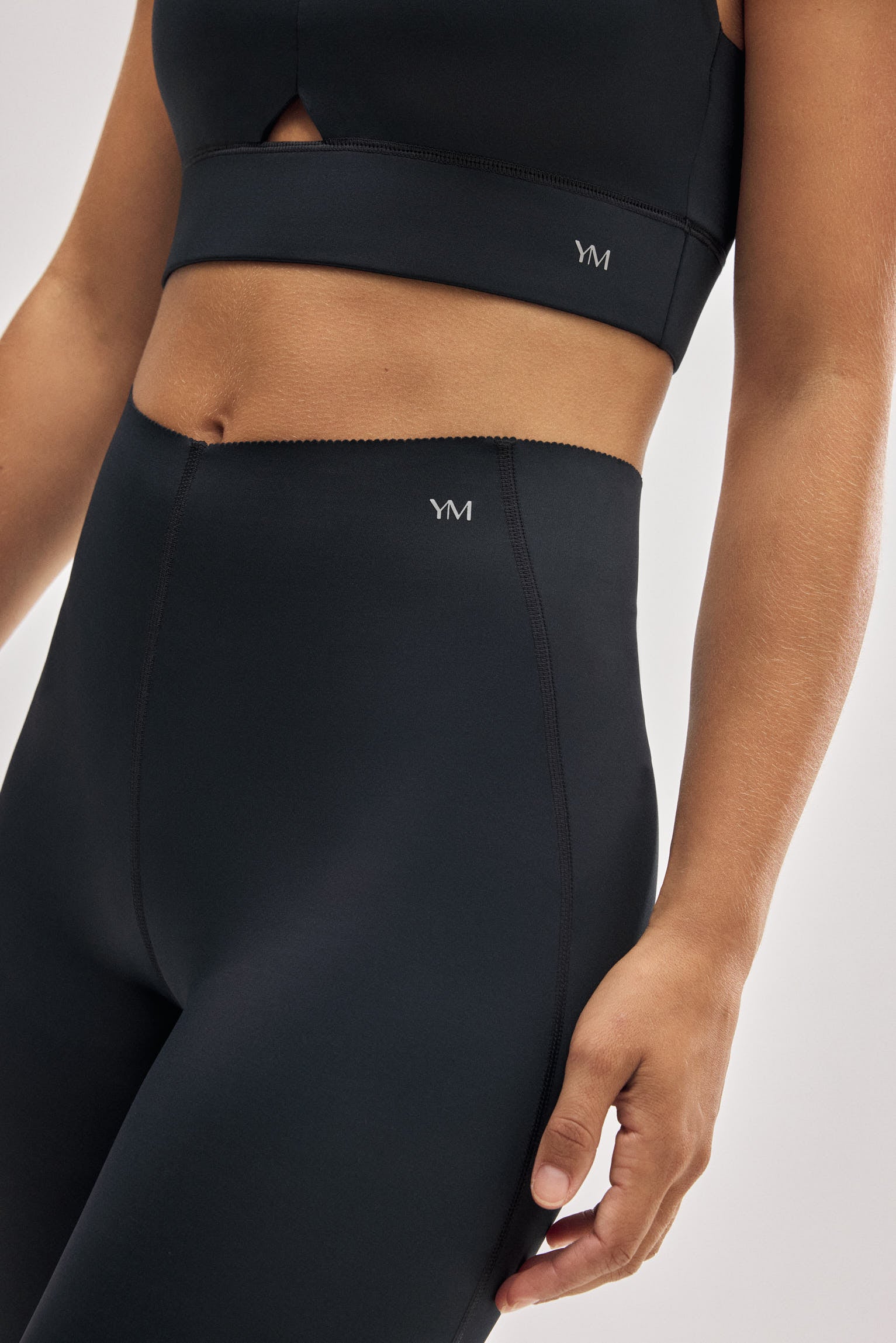 Completo sportivo compressivo nero
