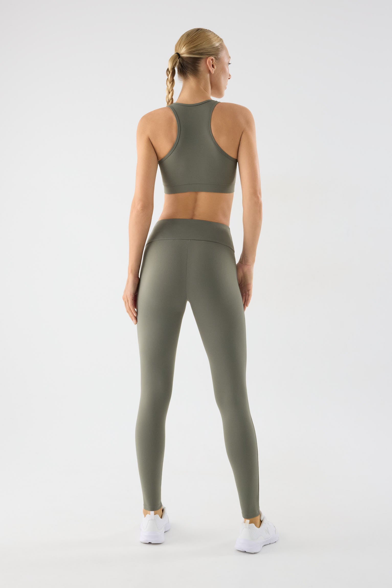 leggings deportivos pitillo tiro alto gimnasio vista en movimiento para entrenamientos bolsillo interior ajuste elástico
