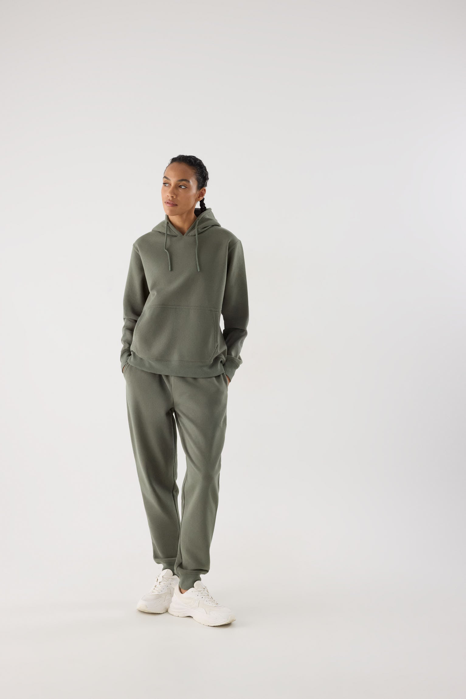 sudadera deportiva con capucha Slowloom detalle tejido acabado estilo relajado para looks comfy
