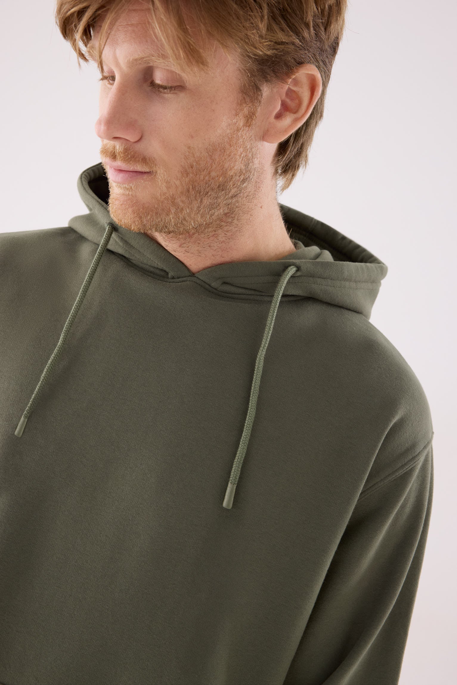 sudadera deportiva con capucha para hombre Slowloom en ver beetle detalle ajuste silueta silueta cómoda estilo casual