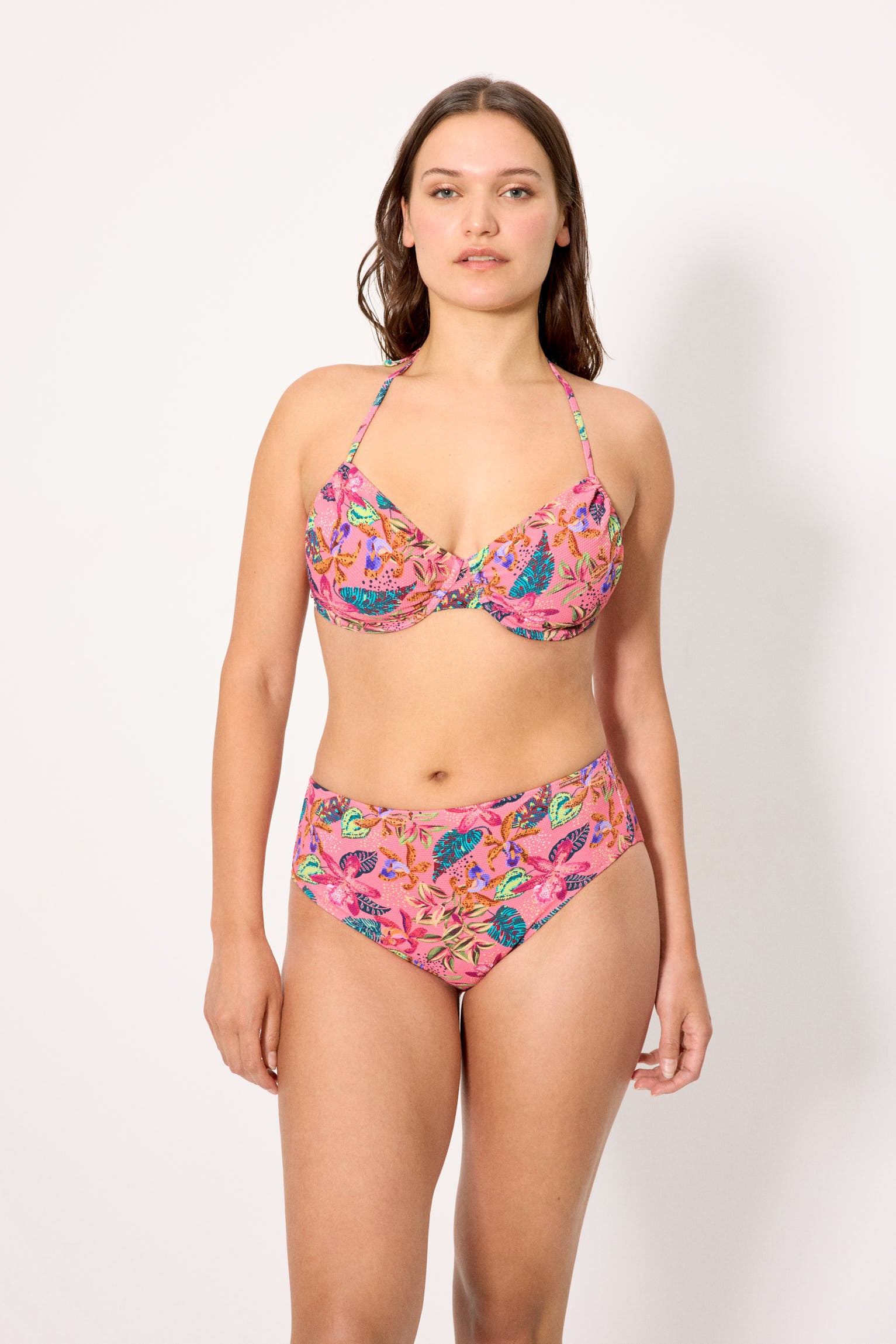 Bikini Minimizer con slip in piqué a vita alta con stampa tropicale, coppa D