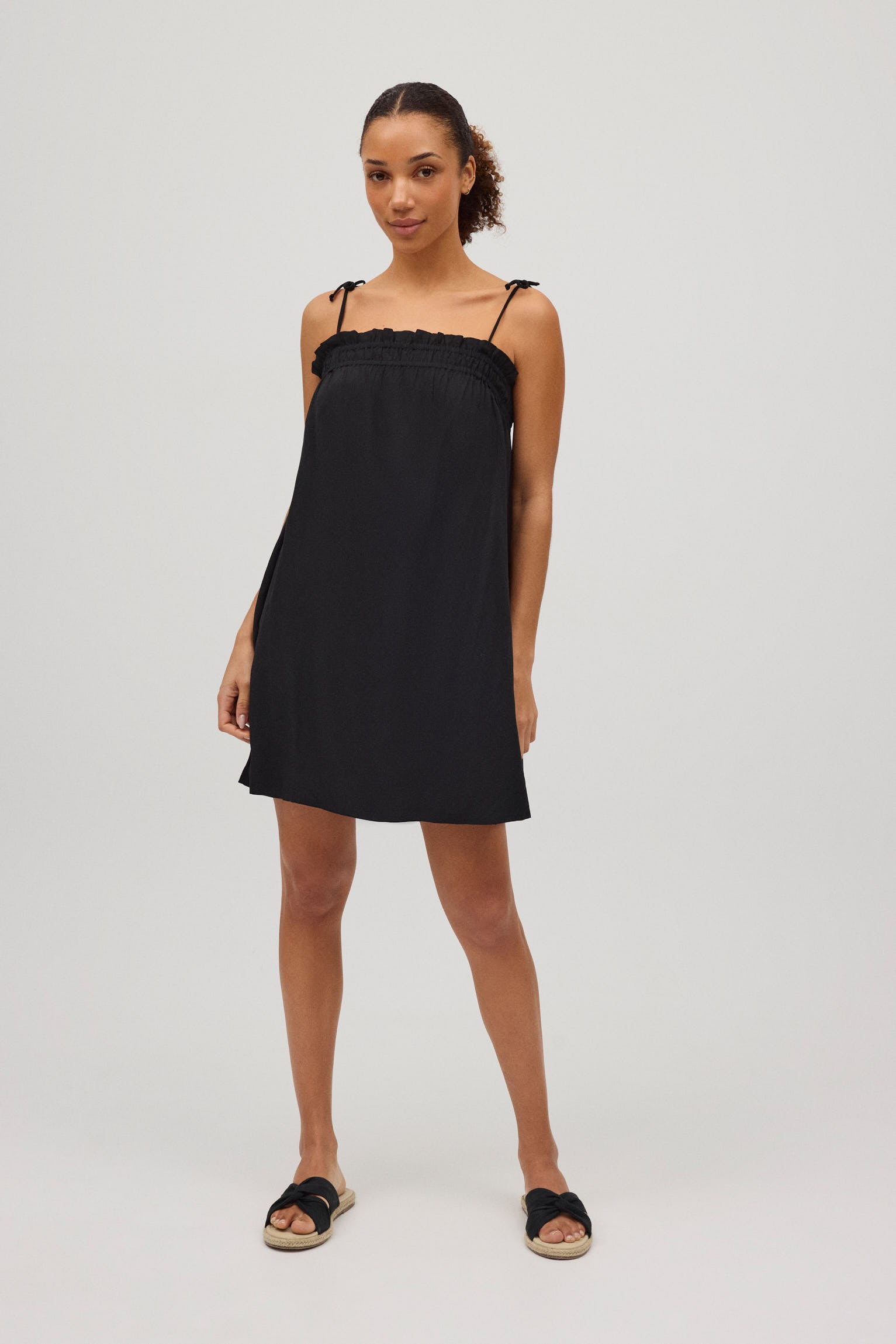 86158-1-vestido-corto-mujer-ysabel-mora-negro