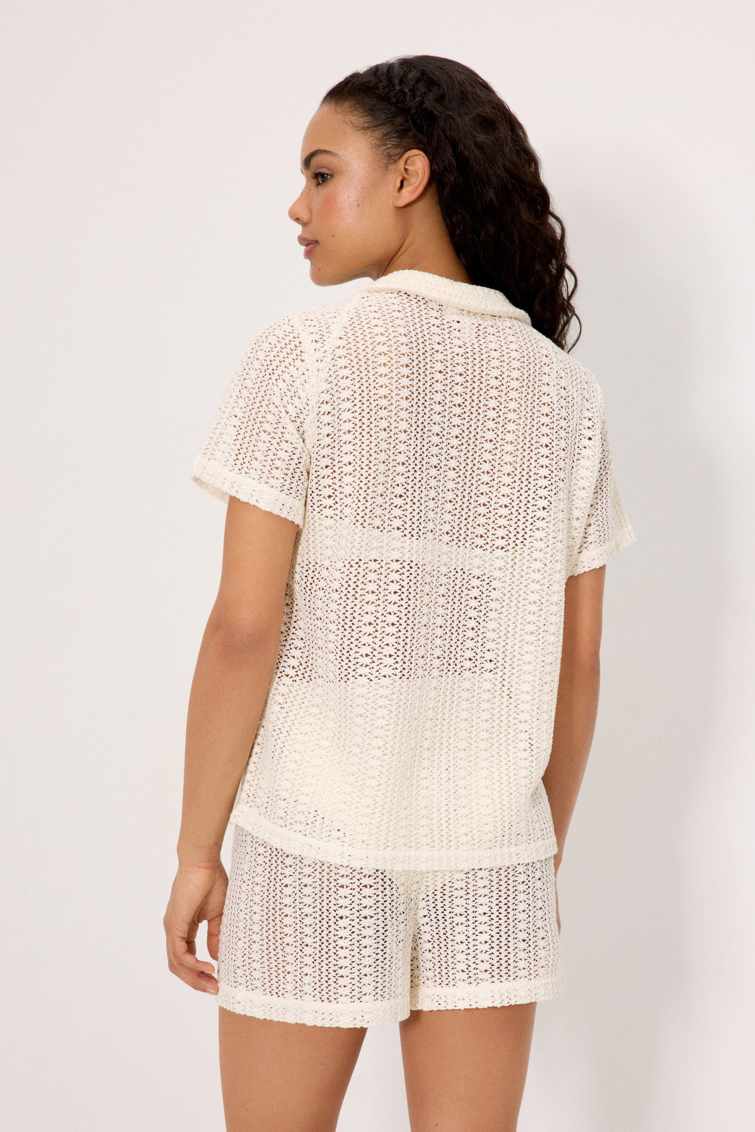 86283-camisa-manga-corta-calada-beige