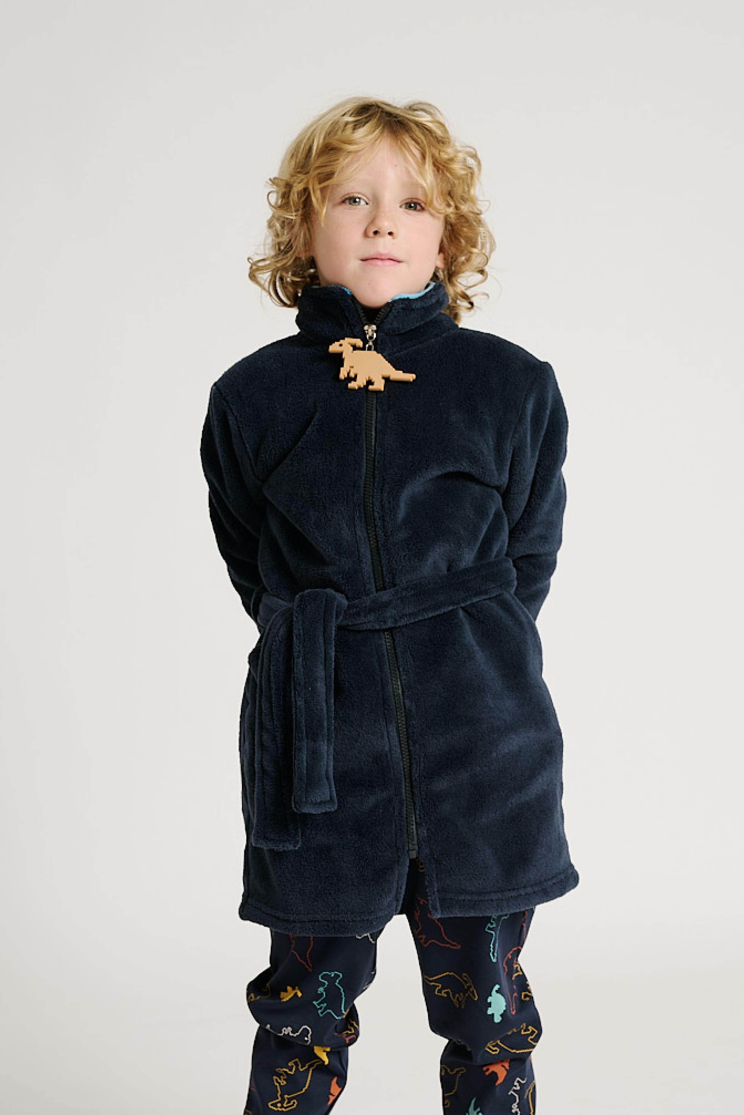9031000-1-bata-infantil-nino-detalle-dinosaurio-marino