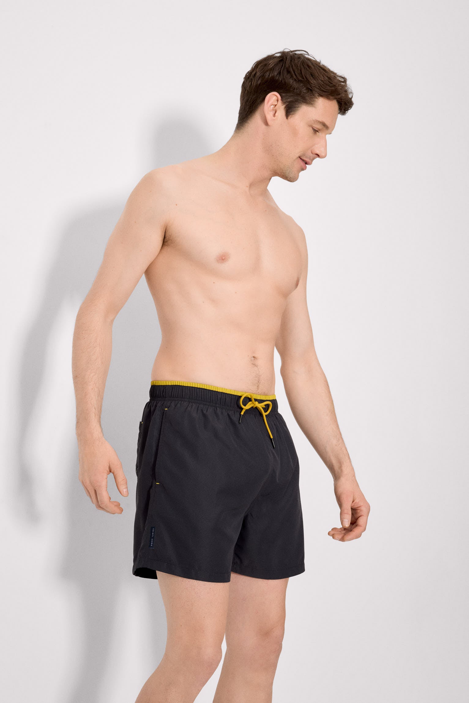 Costume da bagno intero con dettaglio in vita, nero