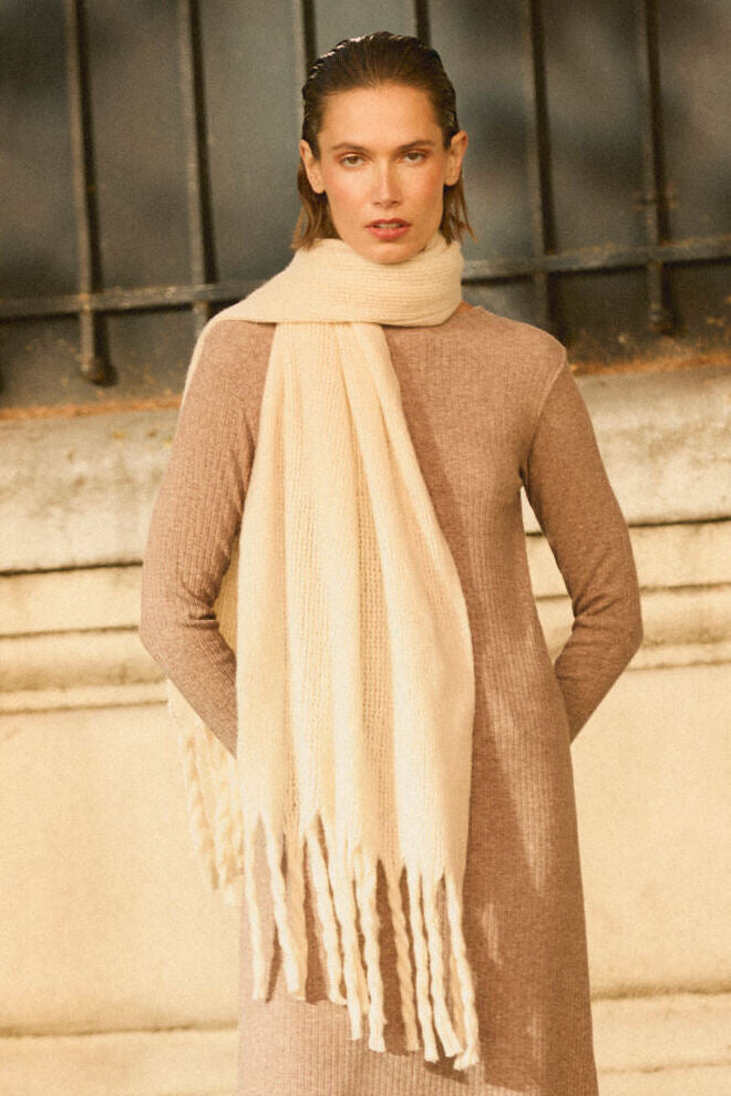 Sciarpa beige semplice