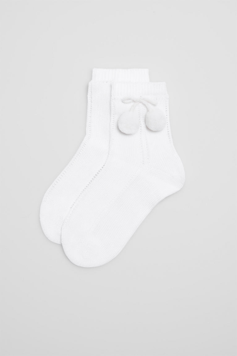 02851-1-calcetines-infantiles-calados-ysabel-mora - Blanco