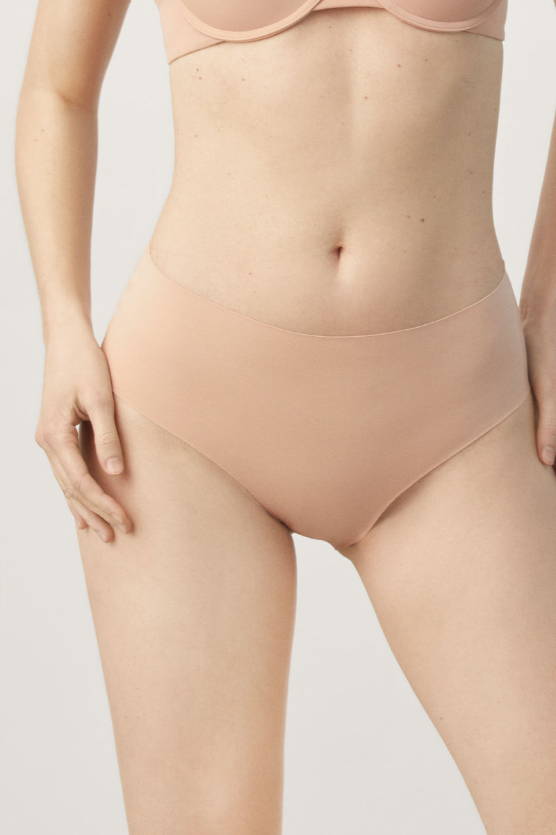 Wolbar Mutandine Donna WB68 – Beige – Taglia M – Senza Cuciture Laser Cut – Invisibili Sotto I Vestiti