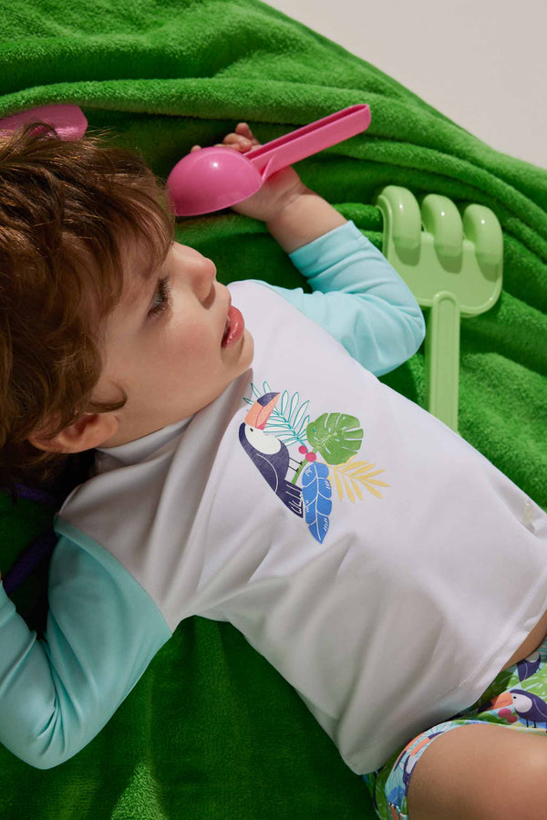 97047-2-camiseta-bano-bebe-estampado-tucanes-ysabel-mora-multicolor